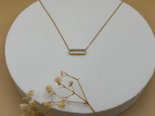 Shimmiring Oval Necklace